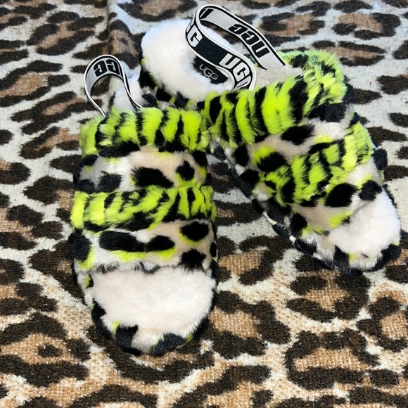 UGG Fluff yeah Animalia Slipper/ Key lime - Picture 3 of 6